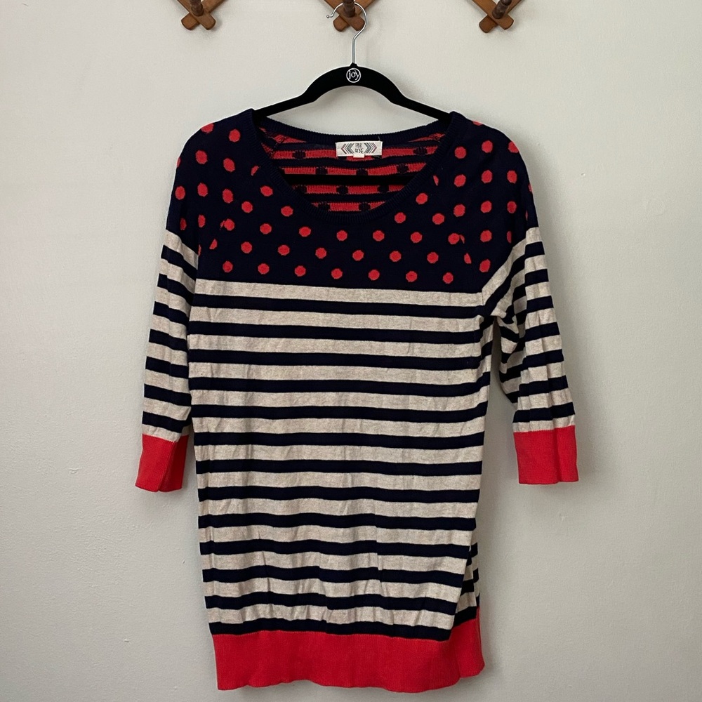 Pink Rose Sweater M